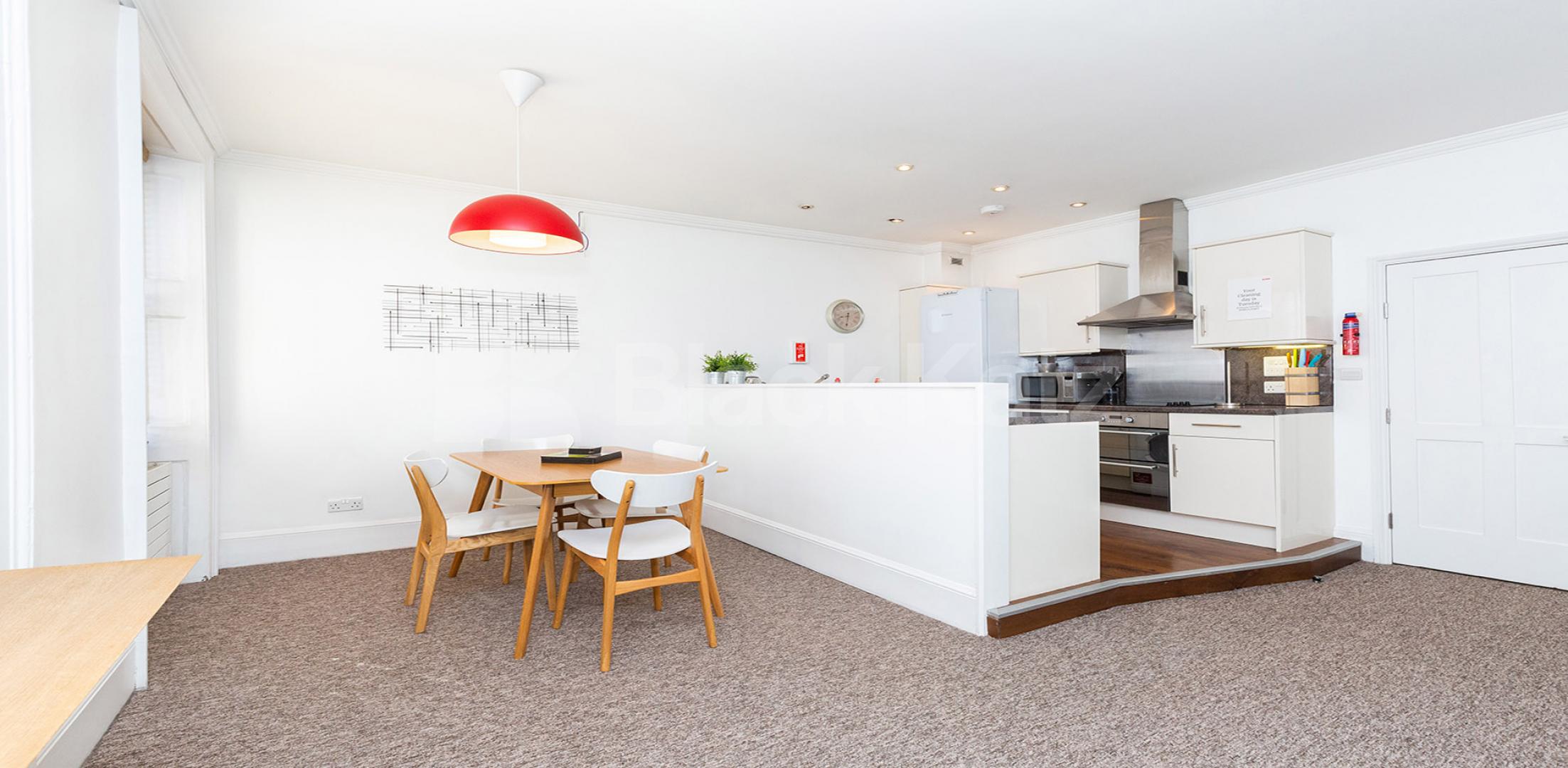 			NEW INSTRUCTION!, 1 Bedroom, 1 bath, 1 reception Flat			 Gower Street, BLOOMSBURY